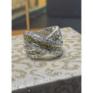 vintage 925 sterling silver , green peridot stones ring.7.5 size